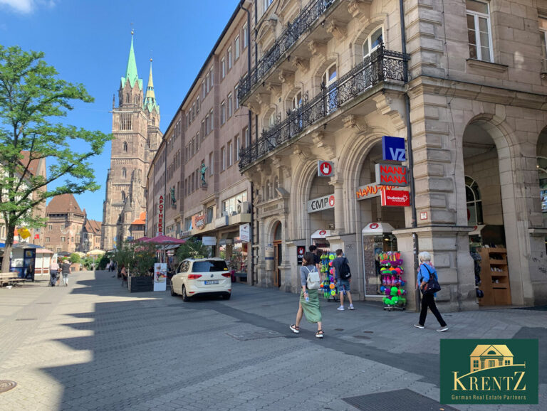 Blick zur Stadtmitte / Lorenzkirche